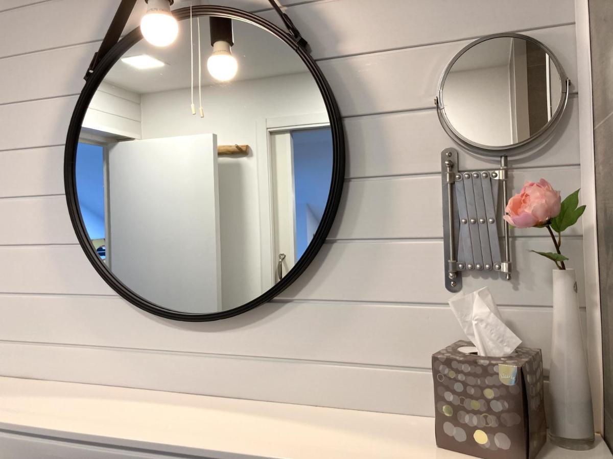 Apartment Saarpartments: Adult-only Business & Flats With Netflix *