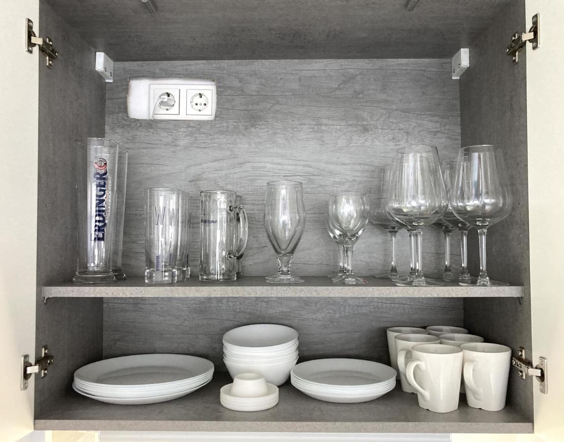 Apartment Saarpartments: Adult-only Business & Flats With Netflix